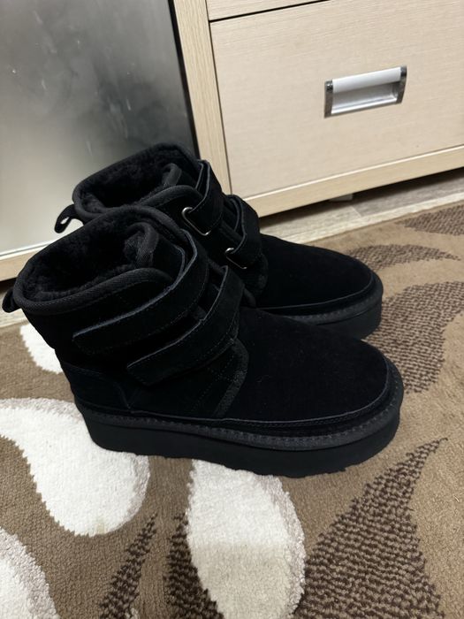 Продам уги жіночі