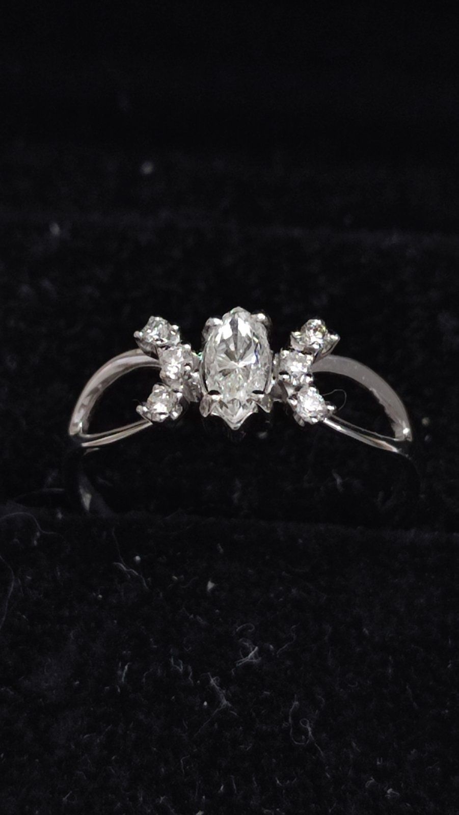 Кольцо с бриллиантами 0.51  ct. Белое золото.