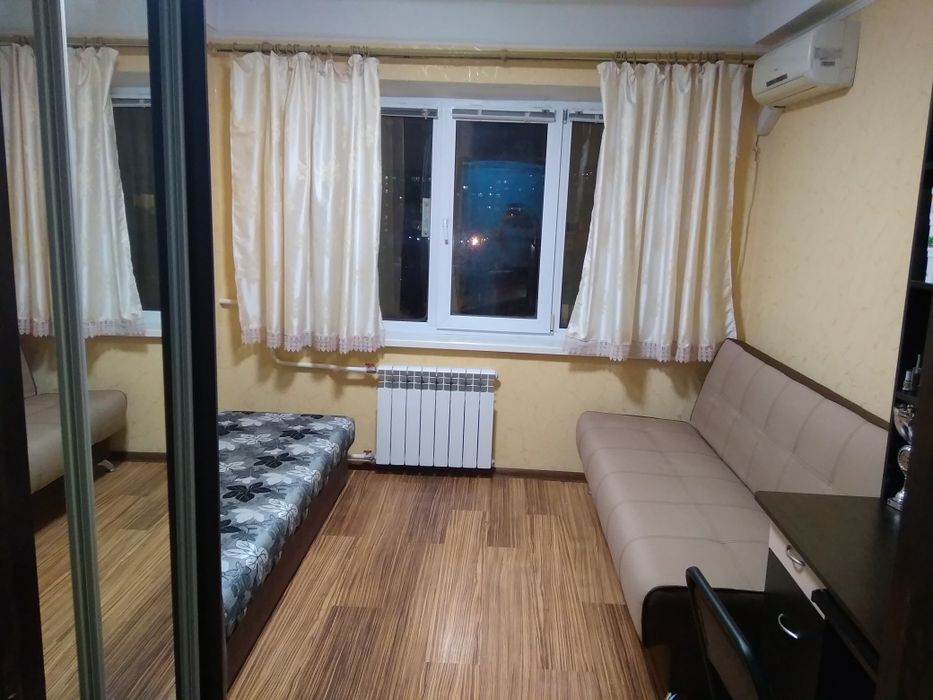 Продам комнату Дарницкий б-р