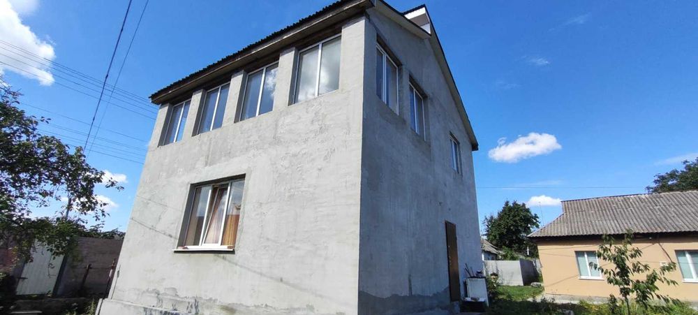 Продаж будинку м.Володарка