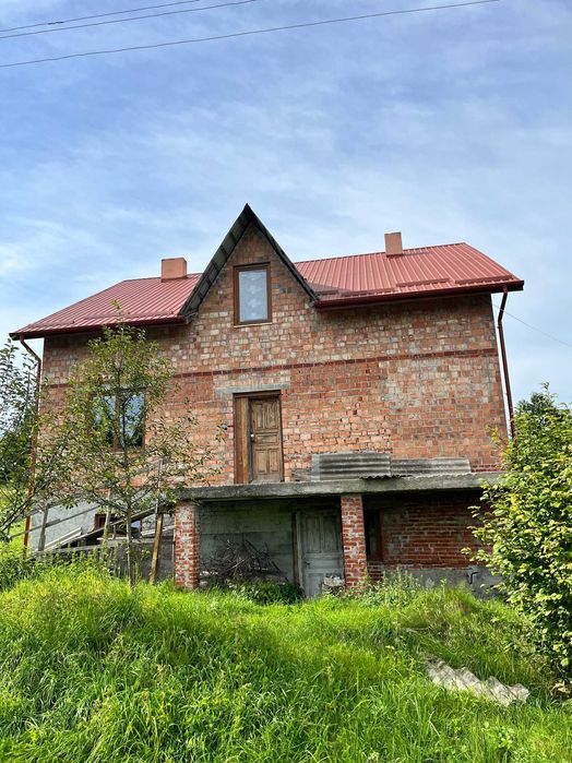 Будинок цегляний, земельна ділянка біля Дрогобича (власник). Торг