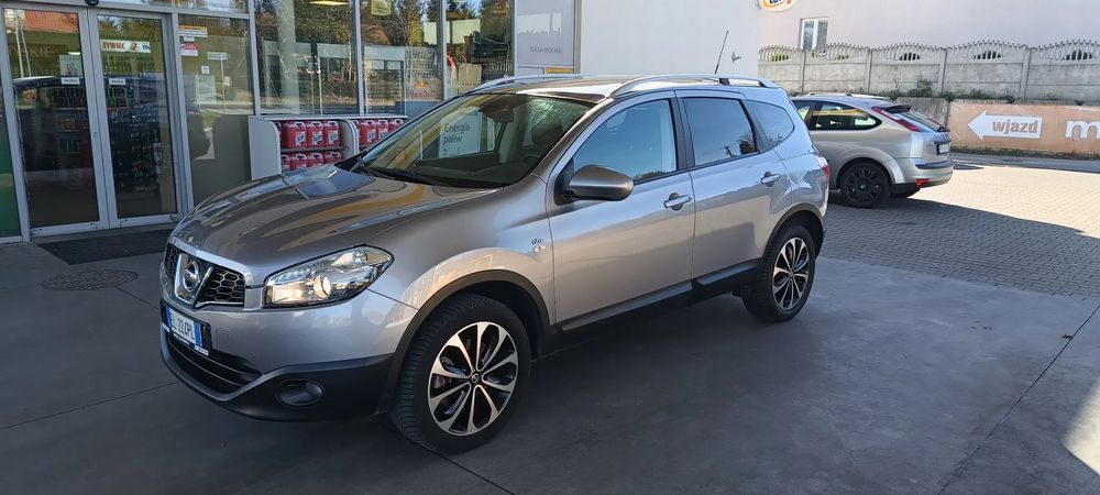 Nissan Qashqai+2 Nissan Qashqai +2 2.0 Benz + gaz LPG 140 KM 4x4 z Włoch bez korozji