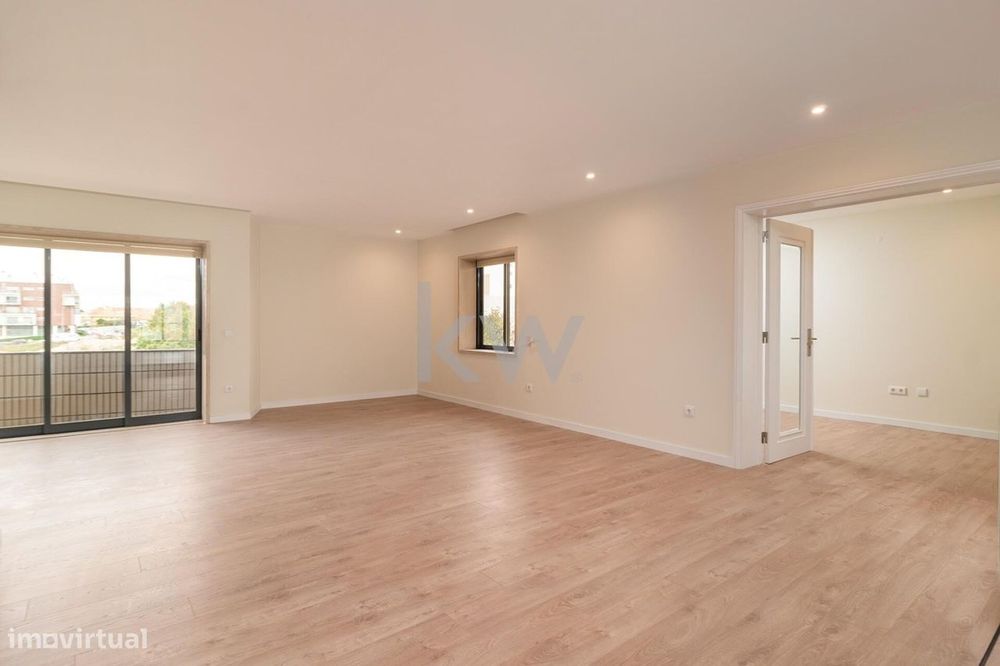 Apartamento T3 Duplex Renovado em Canidelo  Vila Nova de Gaia