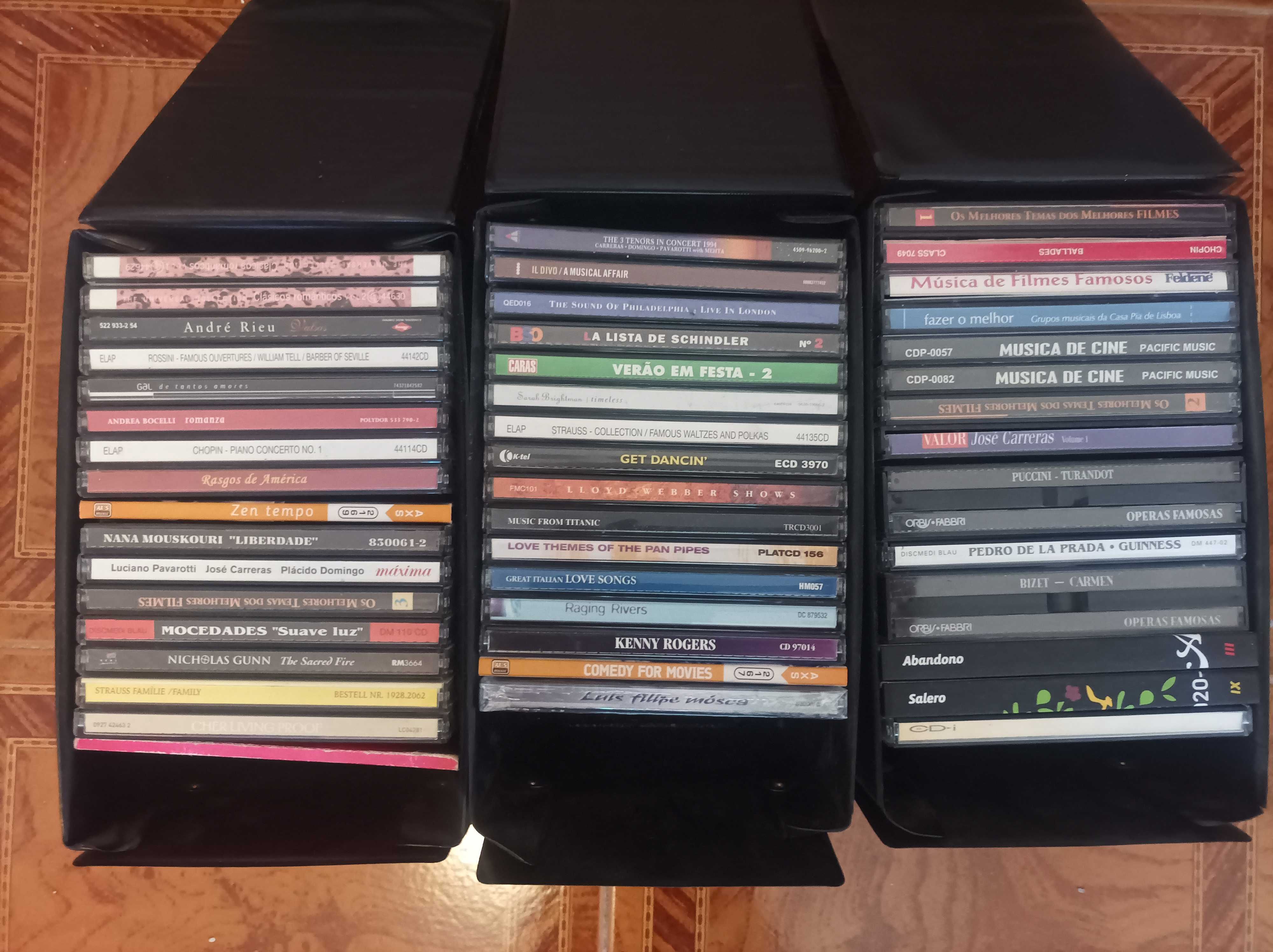 Lot de 50 CD,s de Musica