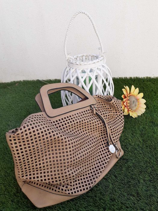 Mala camel com bolsa interior