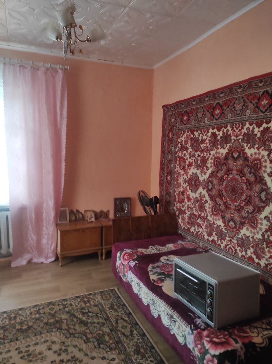 Продам будинок в районі Рошену