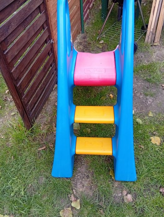 Zjeżdżalnia dla dzieci