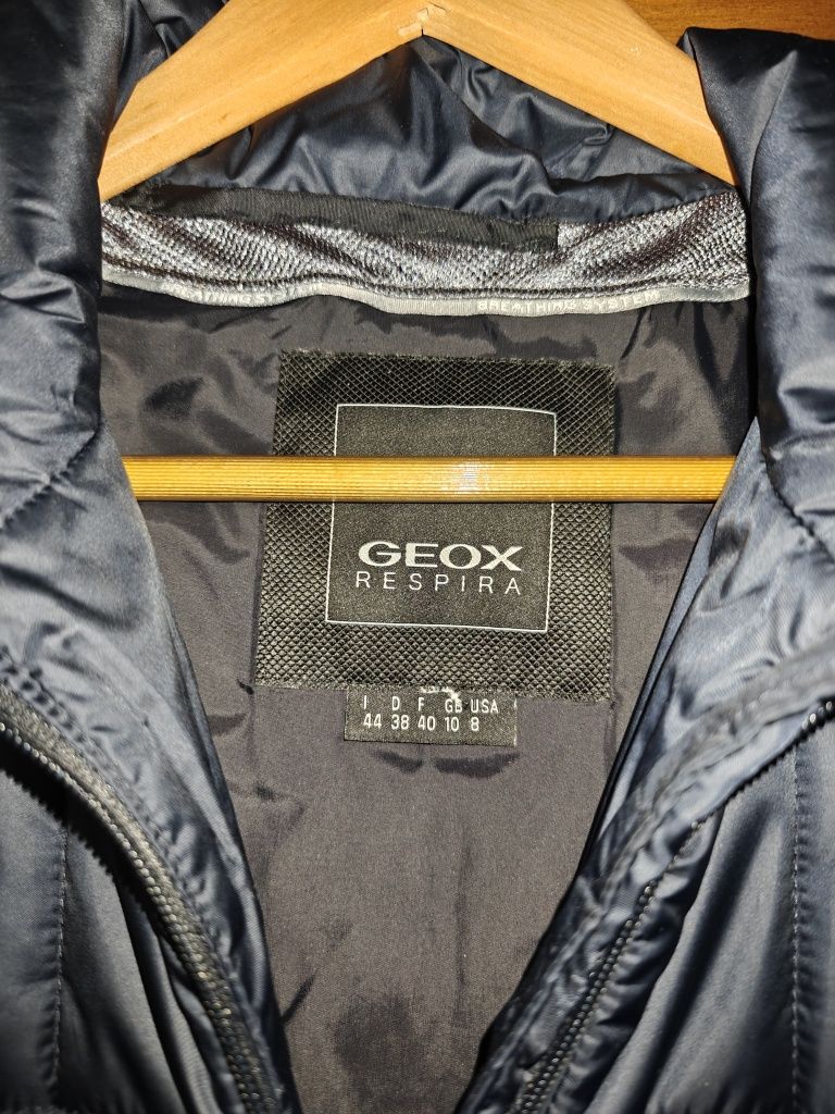 Жіноча куртка GEOX RESPIRA