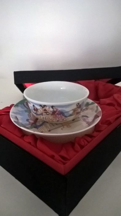 Taça de chá. Réplica C.ª das Índias. Na caixa original. Nunca usada.
