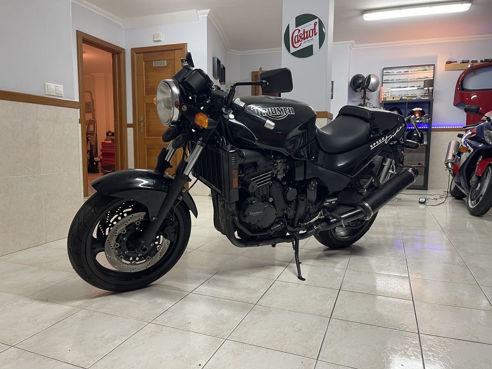 Triumph Speed Triple