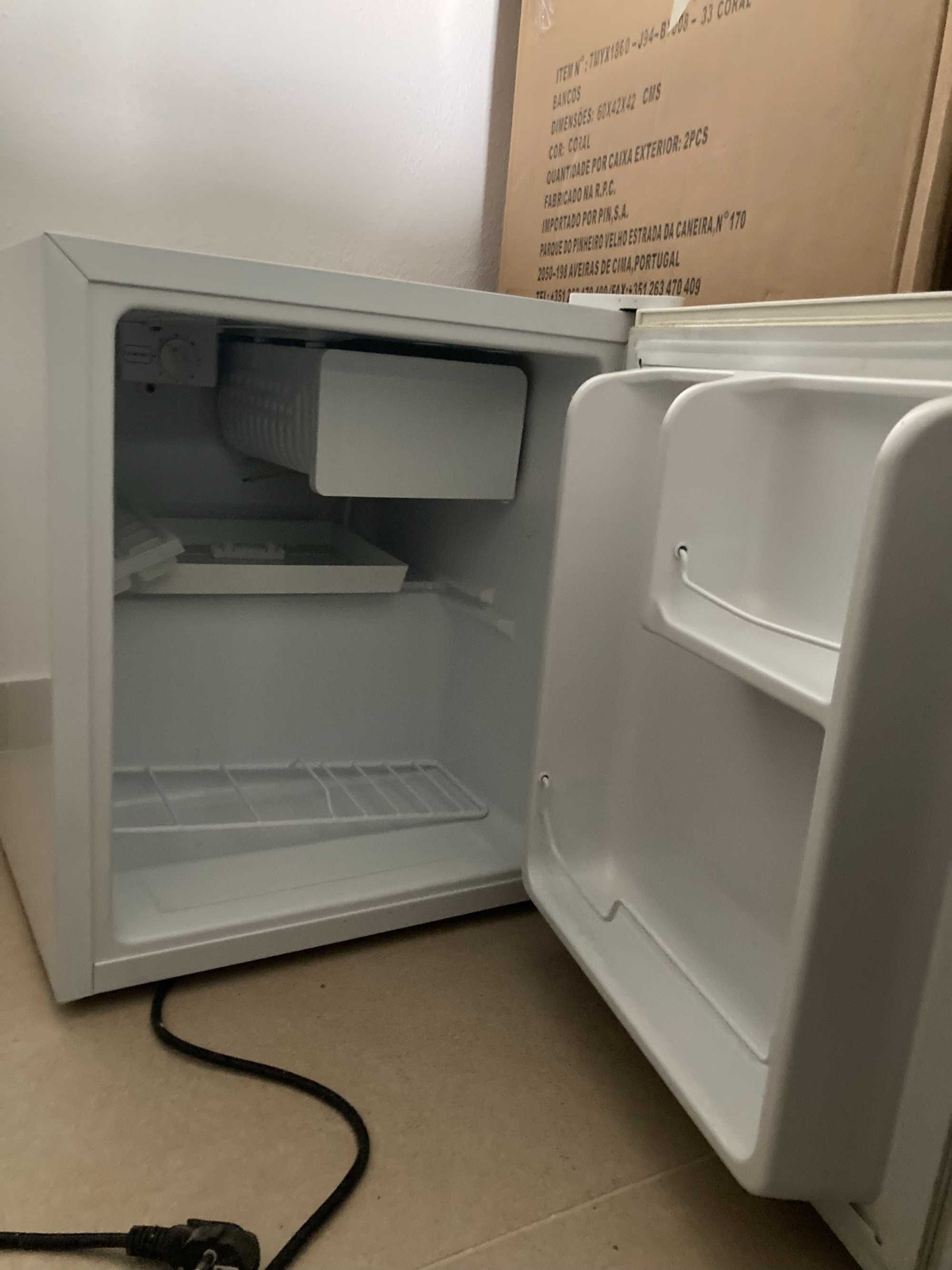 Frigorífico Mini Bar KUNFT - Branco
