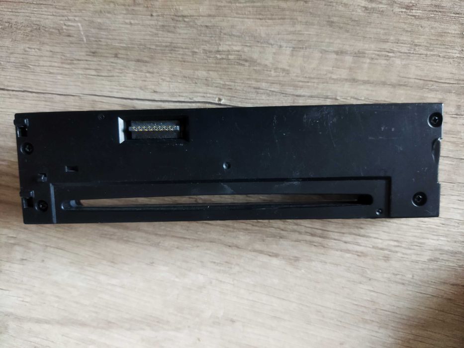 Панель SONY CDX-GT450U,CDX-GT620U,Clarion CZ500,Alpine CDE-120R.