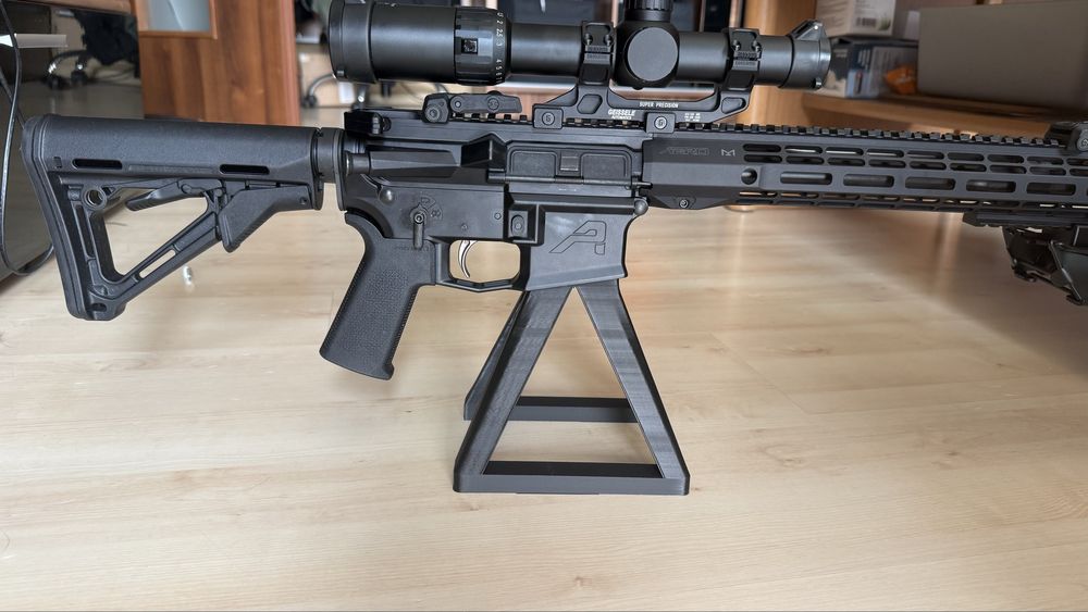 Stojak do karabinu AR 15