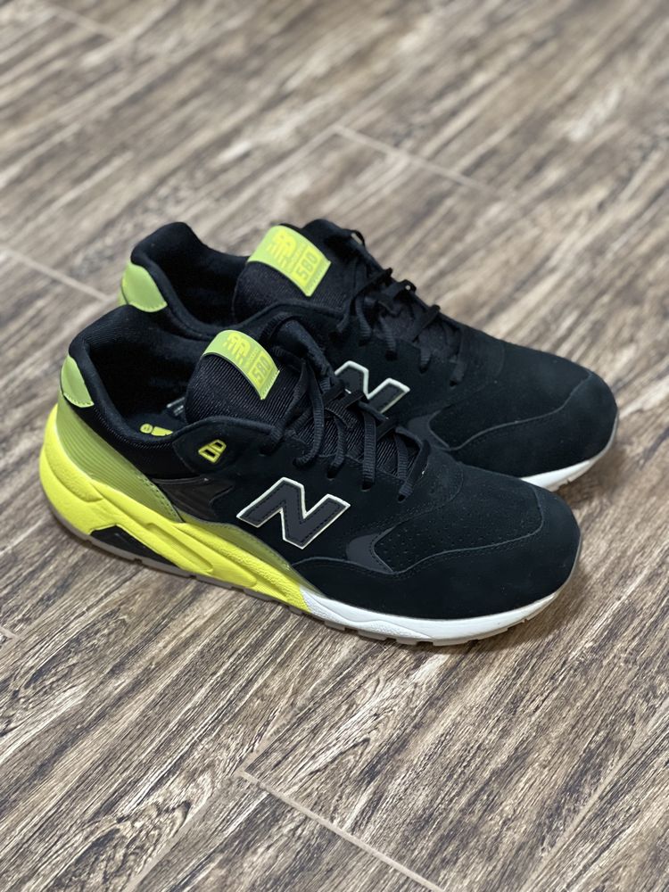 Оригинальные кроссовки New Balance