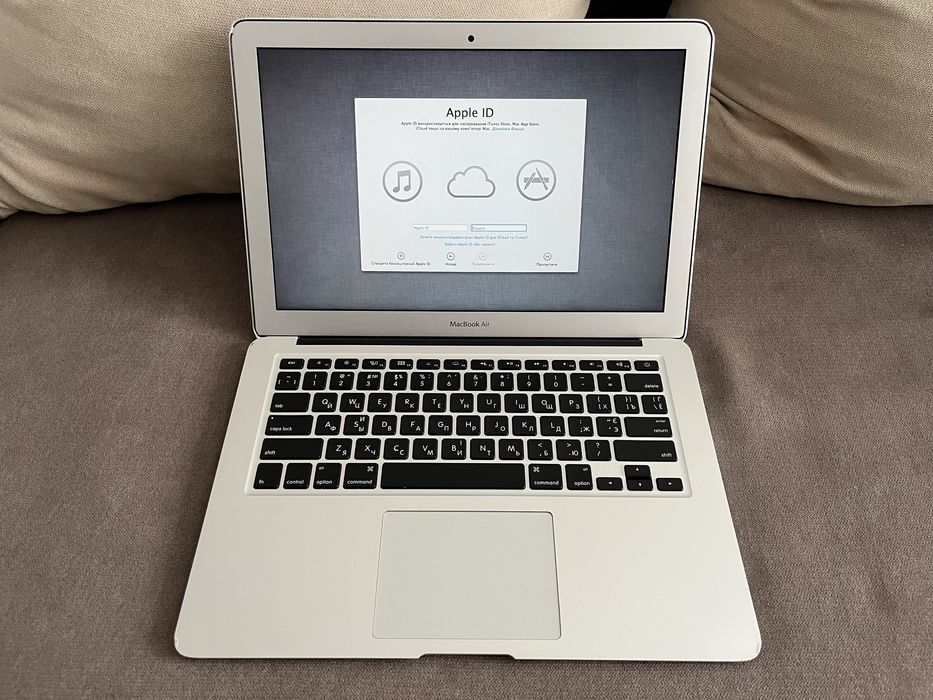 MacBook Air 13” (A1466)