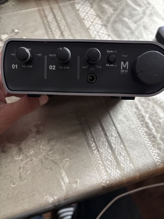Аудиоинтерфейс Avid Mbox Stubio