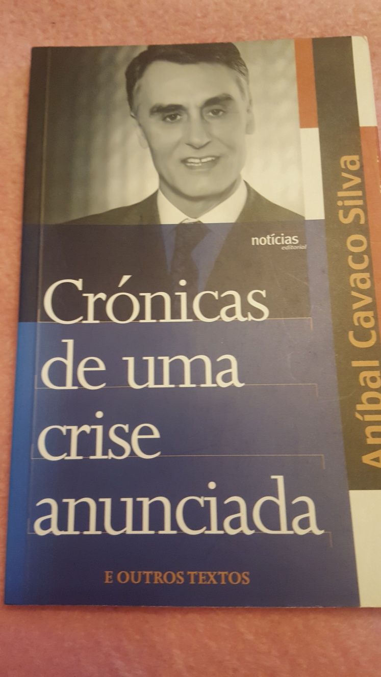 Livro Crónicas de uma crise anunciada de Cavaco Silva