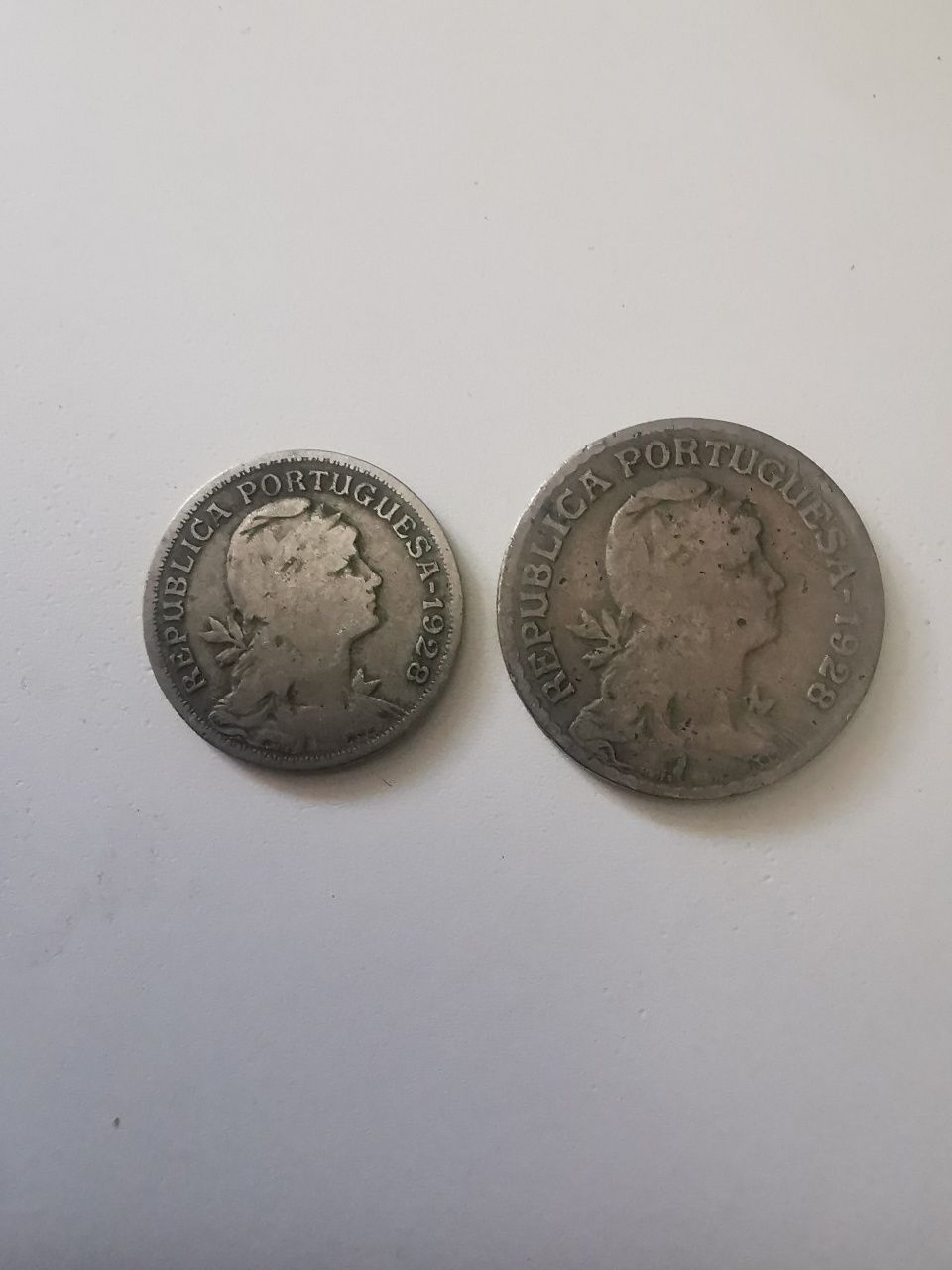 Conjunto de duas moedas de 1928