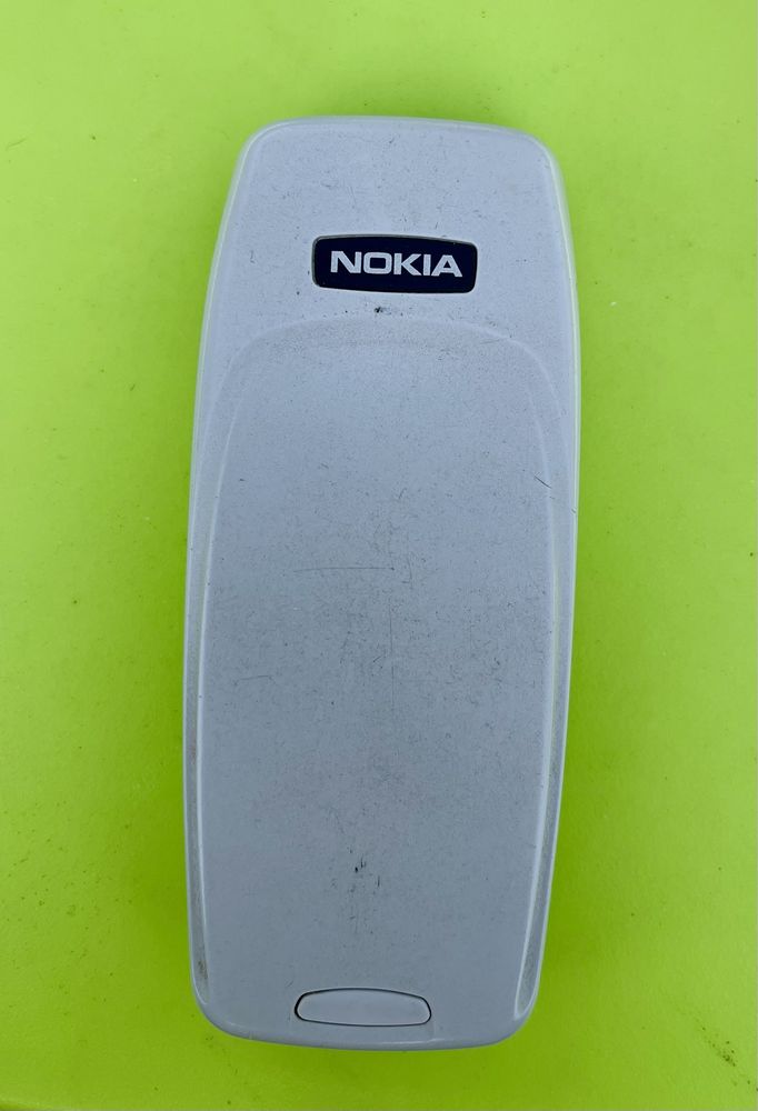Nokia 3330 , oryginalna.