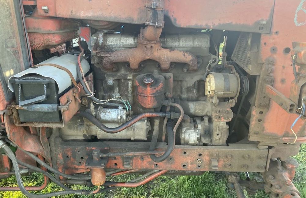 Трактор ЮМЗ 6,Заводской мотор СМД-18