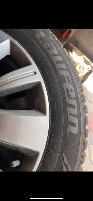 Зимові шини R 16 205 60