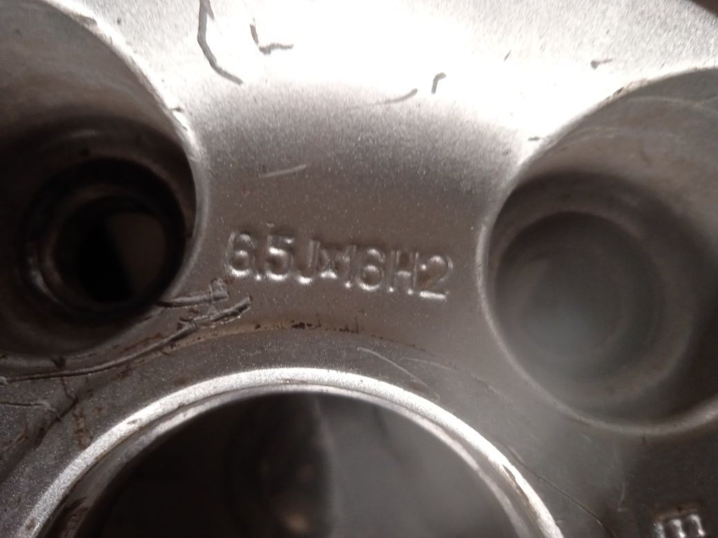 Oryginalne felgi aluminiowe do Skody 16 cali, 5x112