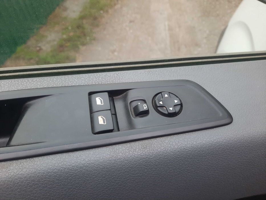 Продам авто Pegout 2018