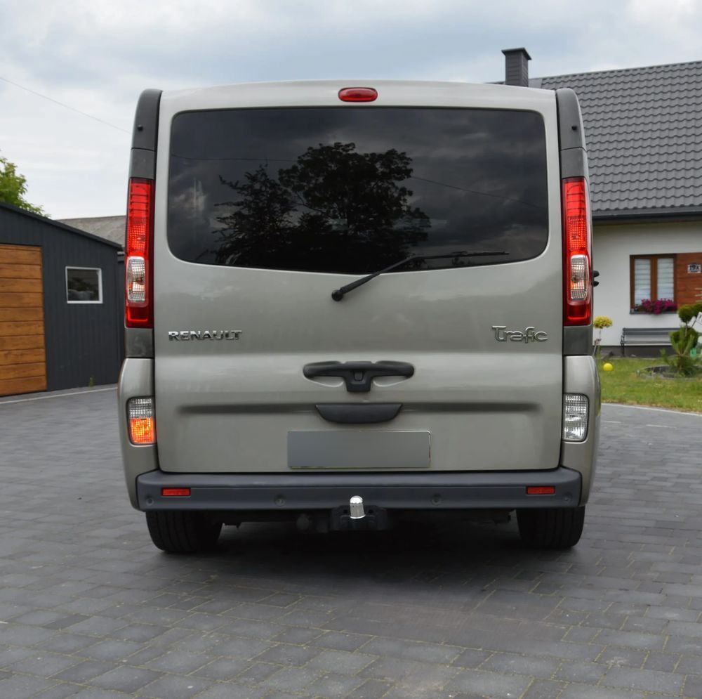 Renault Trafic 2.0 dCi 115 LONG_1Wł_Klima_Navi_Czujniki_Tempomat_POLECAM!!