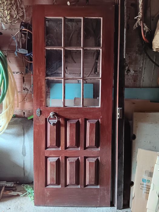 Porta exterior Mogno