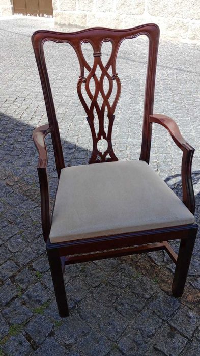 Cadeiras estilo contemporâneo