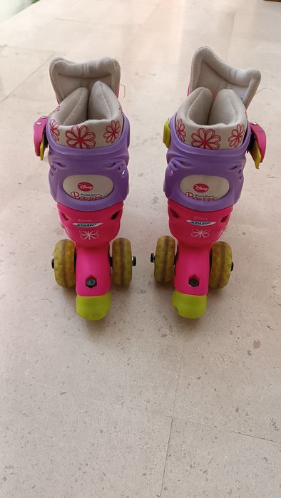 Patins infantis 3 rodas (extensíveis 27 a 30)  e proteções