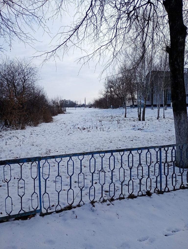 Продам земельну ділянку