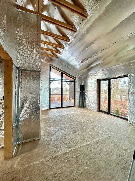 Продаж Будинку .10 хв від міста .Без комісії для покупця