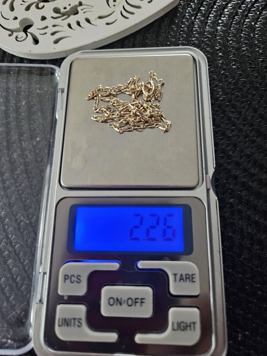 Złoty łańcuszek 9k.