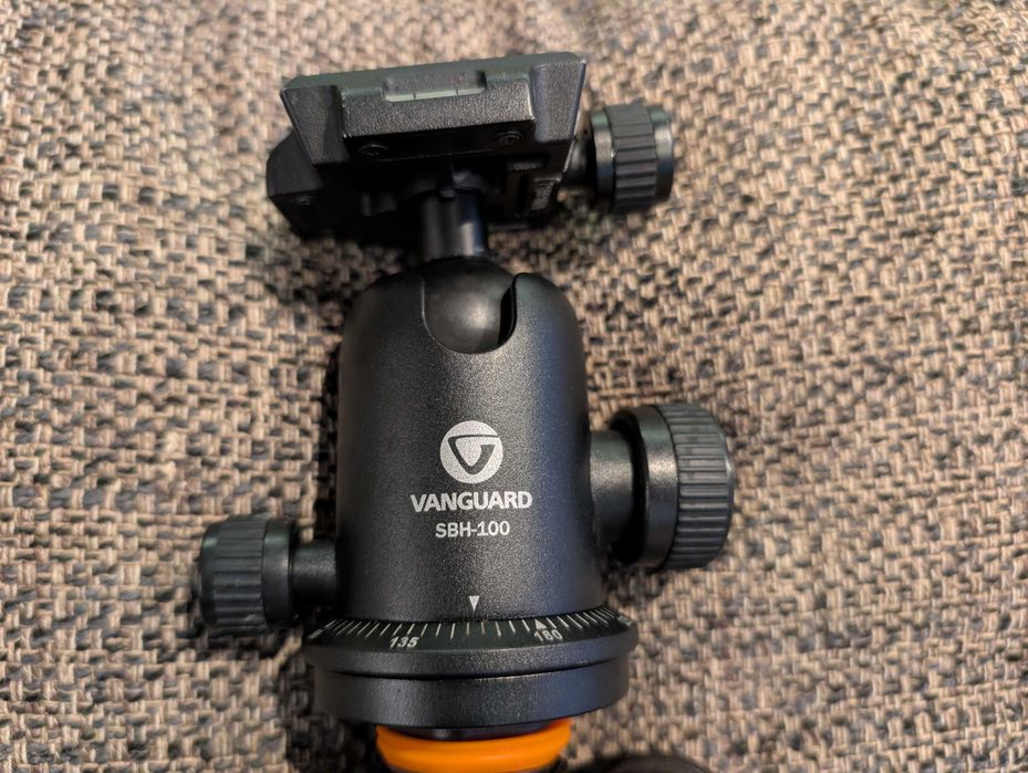 Tripé VANGUARD Alta Pro 263AT + Rótula SBH100 -Muito Bom estado!