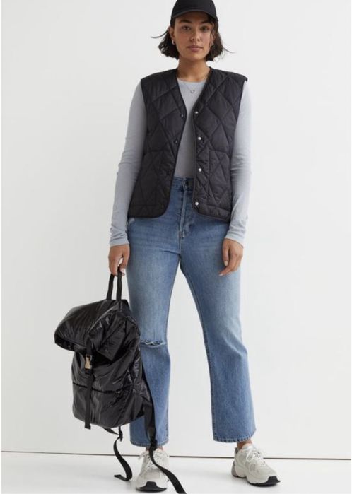 Жилетка стьобана, чорна з утепленням. Hm, s-m