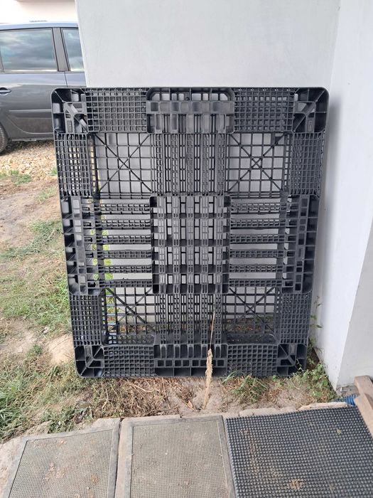 Paleta plastikowa do Mauzera 130x110 super stan 45 zl