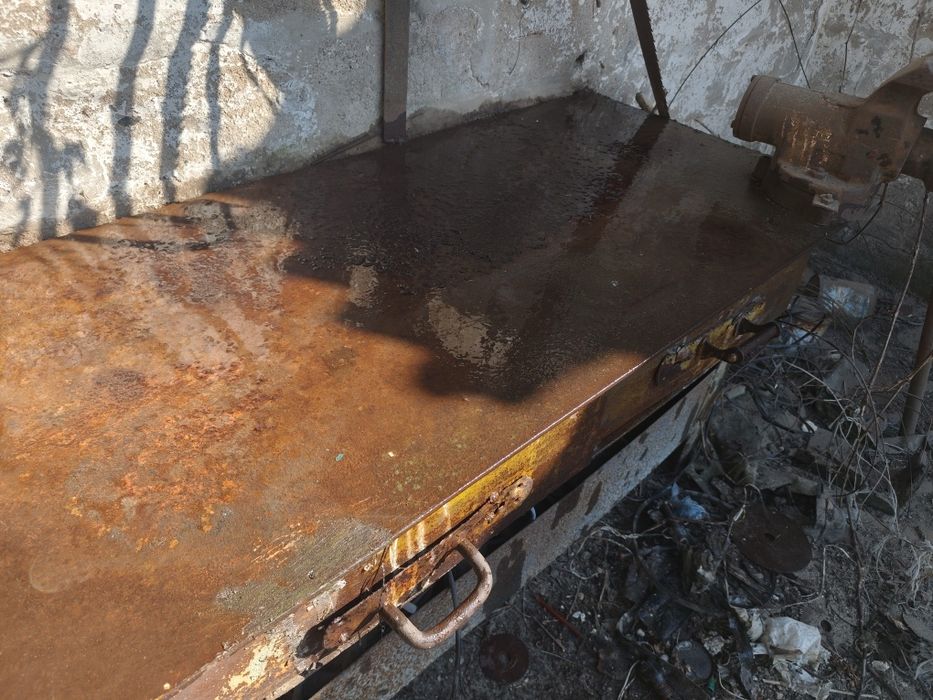 Стол столярный и тиски