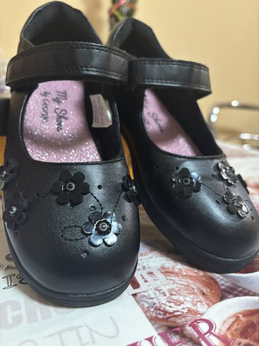 Продам туфельки для справжньої модниці