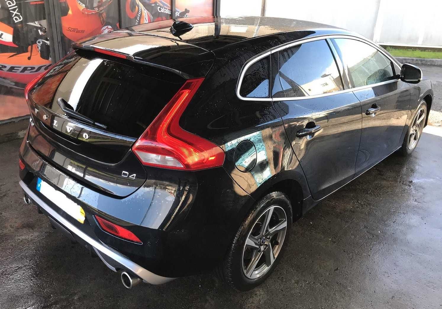 Volvo V40 D4 2.0 190cv R-Design TOPO GAMA