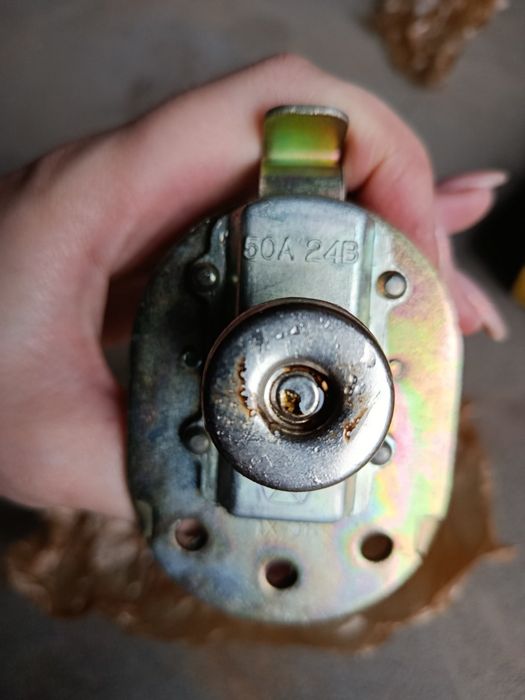 Вимикач маси 24В