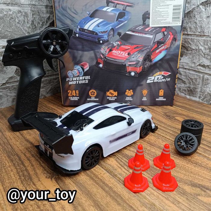 Машинка для Дрифта на Радиоуправлении Ford 1:24 на Аккумуляторе