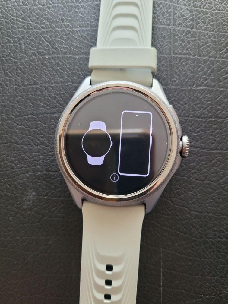 Tic Watch PRO 5 Enduro.
