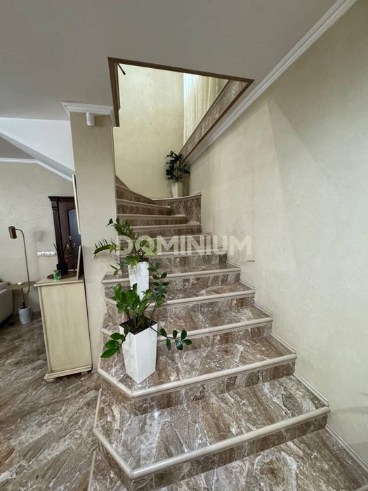 Продається будинок в м. Хуст, вул. Братів Шерегиїв