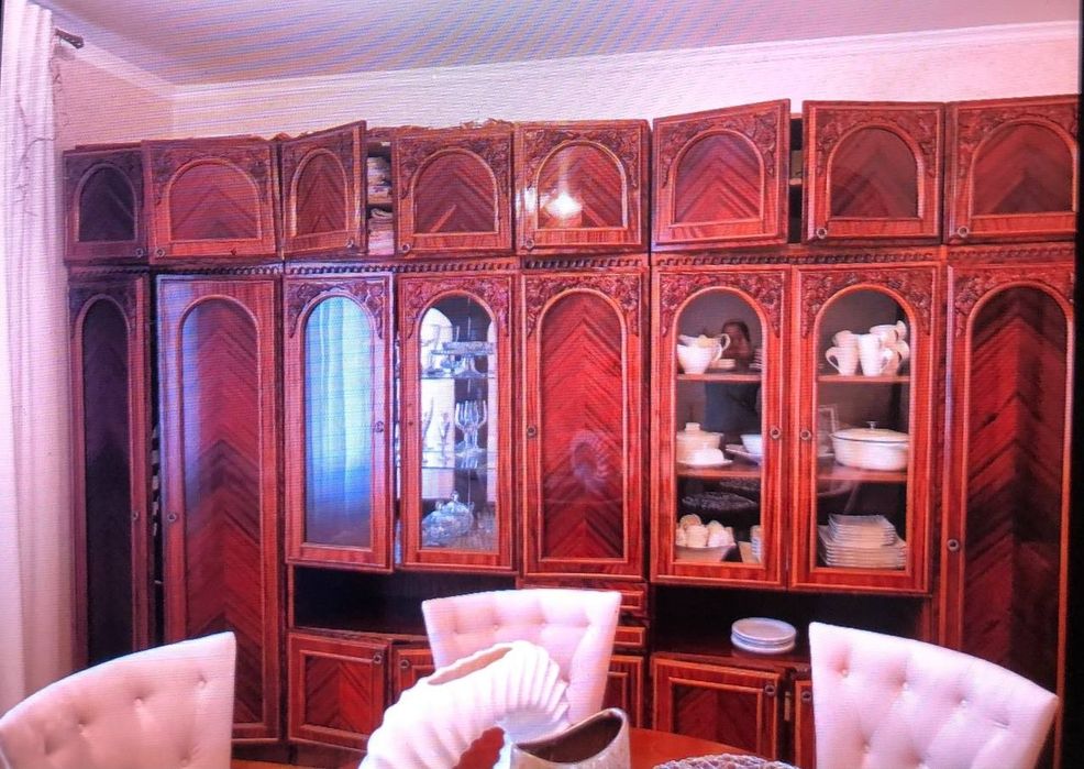 Стінка дерев'яна