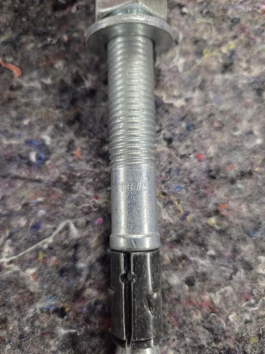 Kołki, kotwy do betonu 16 długość 128mm