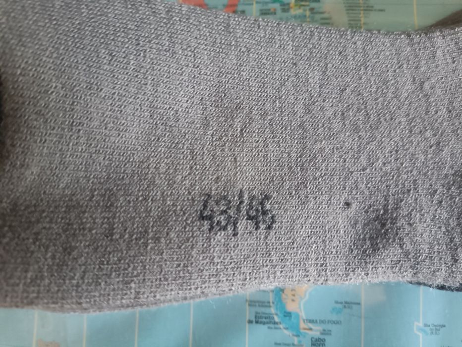 Meias novas de neve que dão para sky ou snowboard