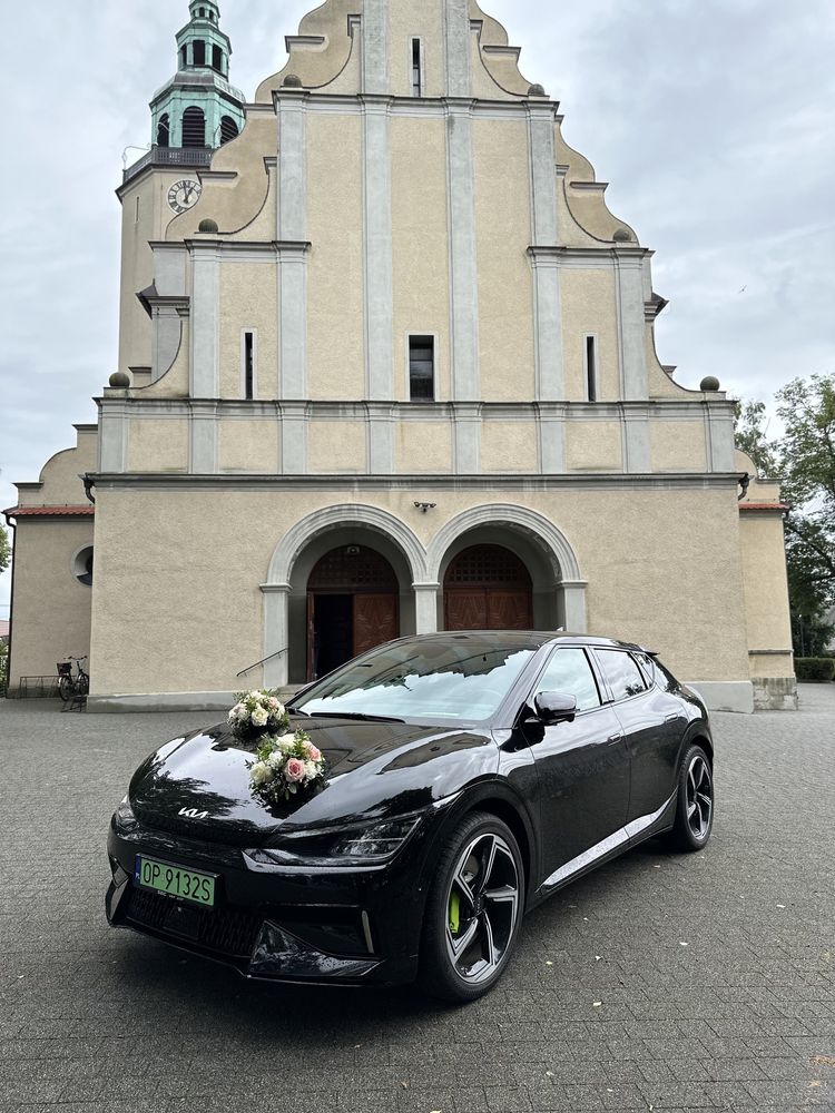 Auto na ślub - KIA EV6 GT w kolorze Czarnym z kierowcą