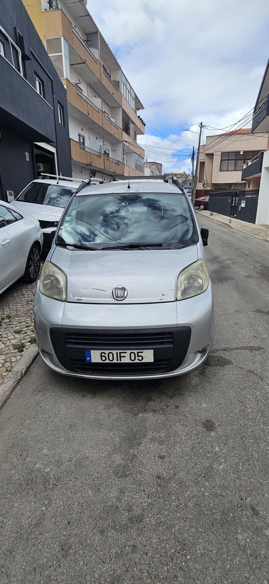 Fiat Qubo 2009  com afazeres