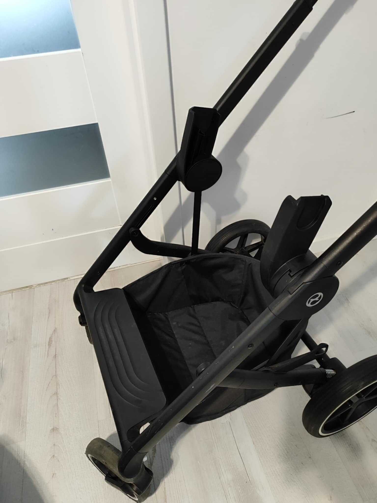 Wózek Cybex Baslios s lux 3 in 1 Gondola, spacerówka, nosidełko, baza.